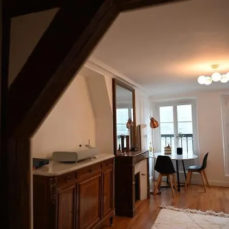 Appt In The Heart Of Paris, Near Louvre & Opera Paris