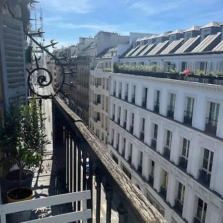 Appt In The Heart Of Paris, Near Louvre & Opera Paris